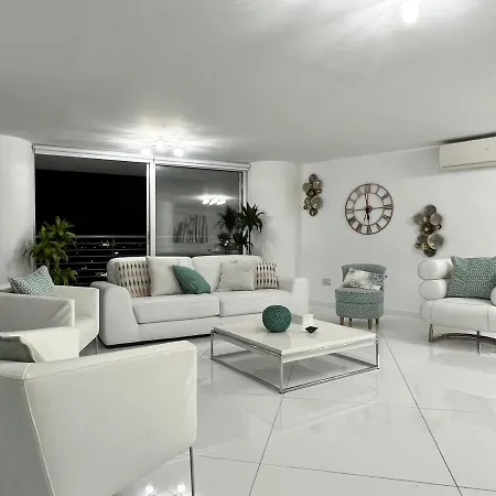 Διαμέρισμα Olympus Penthouse 360 View *
