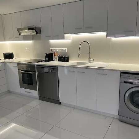 Διαμέρισμα Olympus Penthouse 360 View *