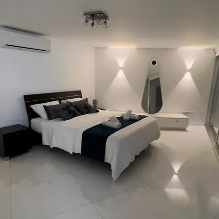Olympus Penthouse 360 View * Larnaca